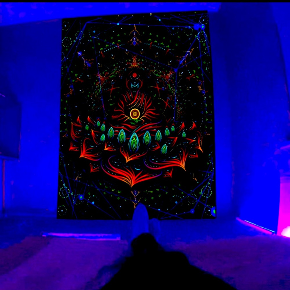 Black light trapestry UV Reactive Psychedelic Wall hanging‼️